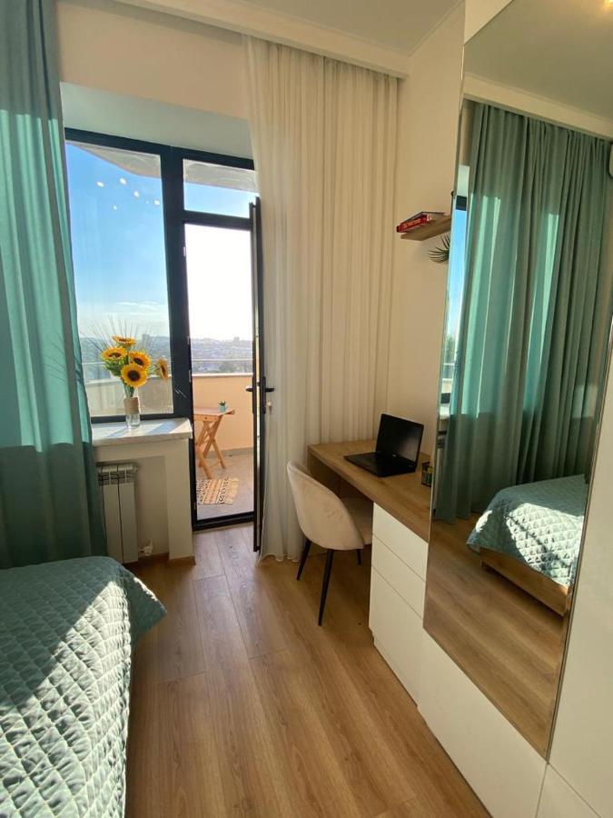 Beautiful Apartment With 3 Balconies In The Center Of Yerevan Ngoại thất bức ảnh