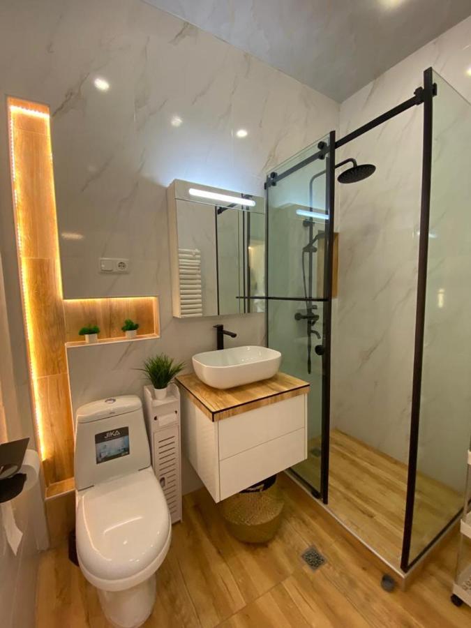 Beautiful Apartment With 3 Balconies In The Center Of Yerevan Ngoại thất bức ảnh